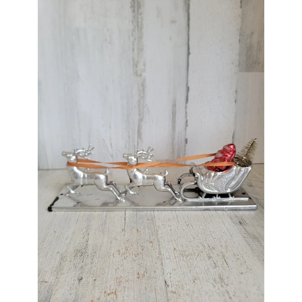 Santa Claus AS IS vintage sleigh unique table top Xmas home decor reindeer